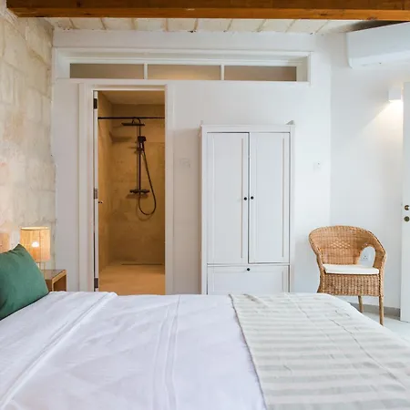 San Anton Suites Attard Exterior photo