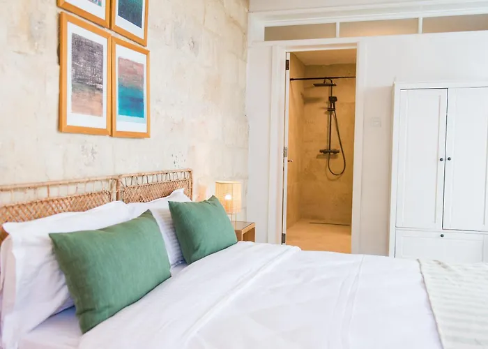 San Anton Suites