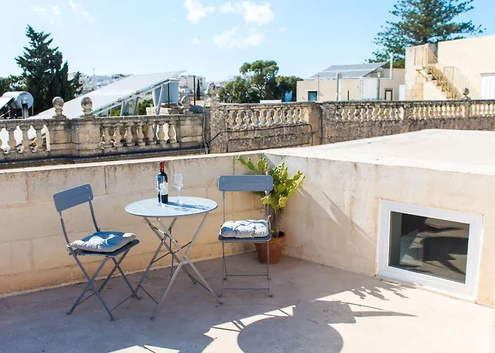 San Anton Suites